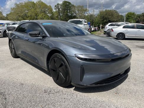 Used 2025 Lucid Air Pure image 3