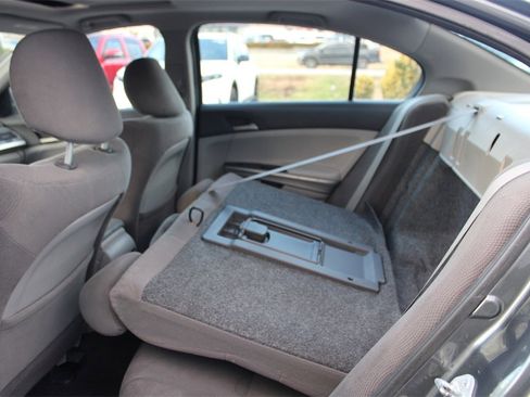 Used 2010 Honda Accord EX image 16