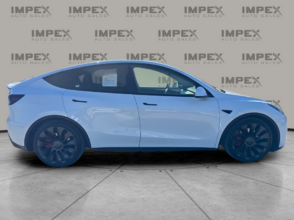 Used 2022 Tesla Model Y Performance AWD/4WD image 6
