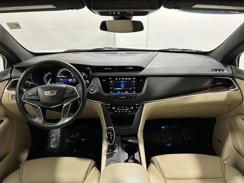 Used 2019 Cadillac XT5 Luxury AWD/4WD image 14
