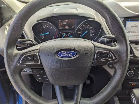 Used 2019 Ford Escape SE image 29