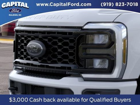 New 2026 Ford F250 Lariat w/ Black Appearance Package AWD/4WD image 18