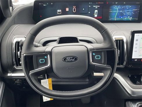 New 2025 Ford Expedition Platinum w/ Stealth Performance Package image 16