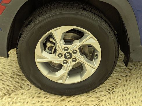 Used 2022 Hyundai Tucson SE image 12