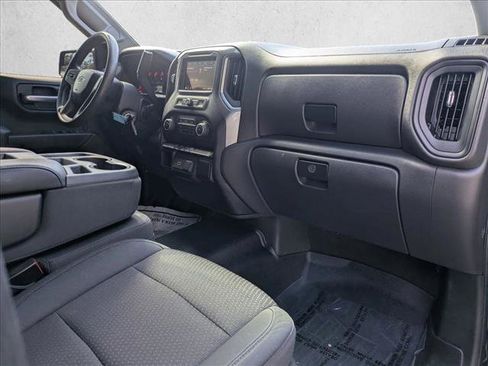 Used 2019 Chevrolet Silverado 1500 Custom Trail Boss w/ Custom Convenience Package image 18