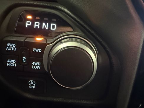 Used 2025 RAM 1500 Big Horn AWD/4WD image 22