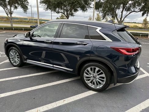 Certified 2025 INFINITI QX50 Luxe w/ Accent Package image 4