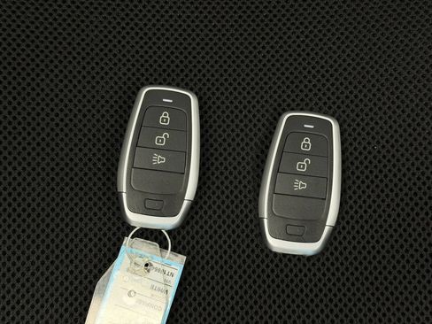 Used 2022 Jeep Compass High Altitude AWD/4WD image 9