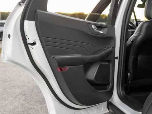 Used 2025 Ford Escape ST-Line image 47