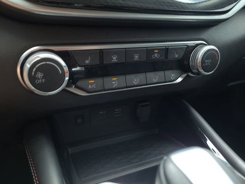 Certified 2024 Nissan Altima 2.5 SR w/ SR Premium Package FWD image 25