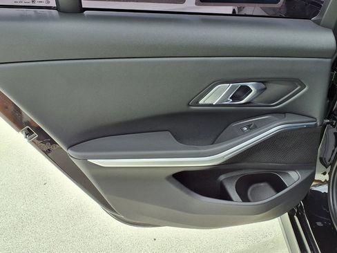 Used 2023 BMW 330e w/ M Sport Package RWD image 8