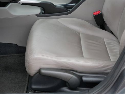 Used 2013 Honda Civic EX-L image 10