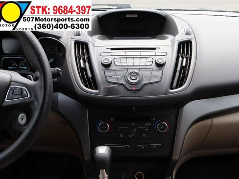 Used 2017 Ford Escape SE AWD/4WD image 18
