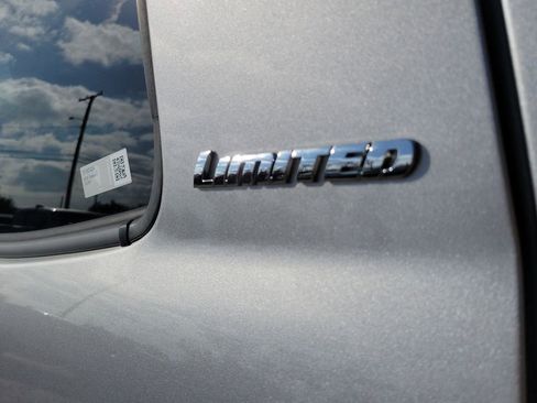 Used 2020 Toyota Tundra Limited image 8