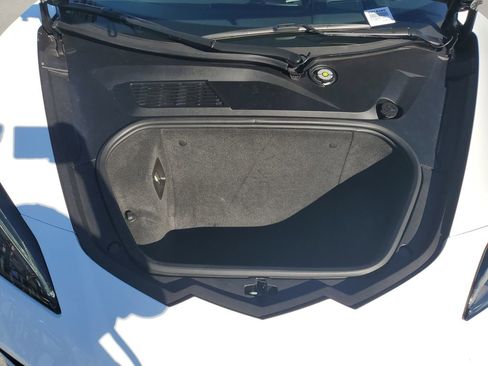 Used 2024 Chevrolet Corvette Stingray Premium Conv w/ Z51 Performance Package image 8