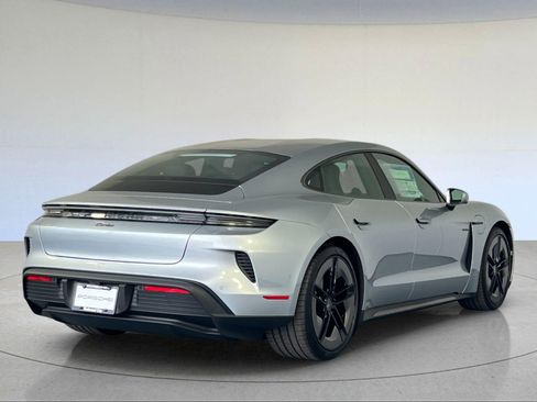 Certified 2025 Porsche Taycan Turbo image 8