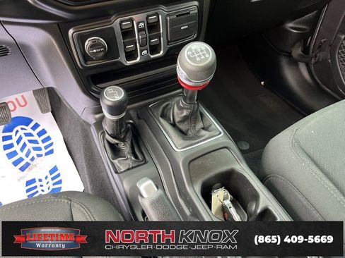 Used 2021 Jeep Wrangler Unlimited Sport image 11