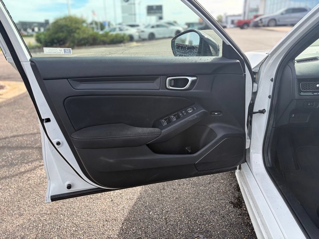 Certified 2025 Honda Civic Sport image 15