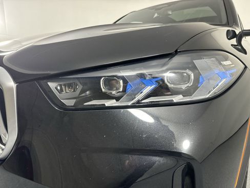 Used 2024 BMW X5 xDrive50e AWD/4WD image 29