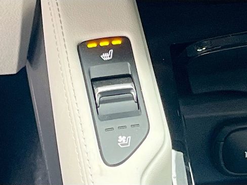 Used 2025 Kia Telluride SX FWD image 21