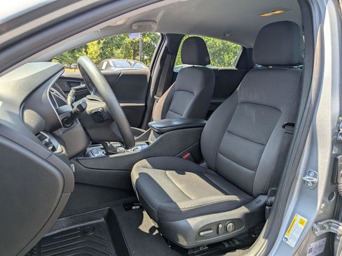 Used 2023 Chevrolet Malibu LT FWD image 26