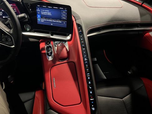 Used 2021 Chevrolet Corvette Stingray Preferred Cpe w/ Battery Protection Package image 16