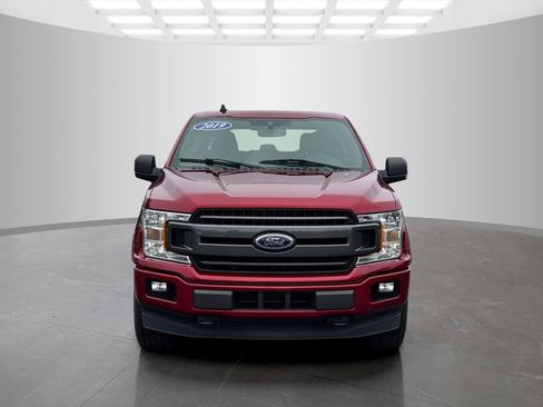 Used 2019 Ford F150 XLT w/ Equipment Group 302A Luxury AWD/4WD image 2