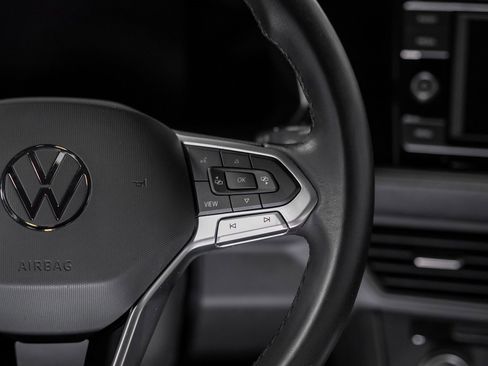 Used 2022 Volkswagen Jetta Sport image 42