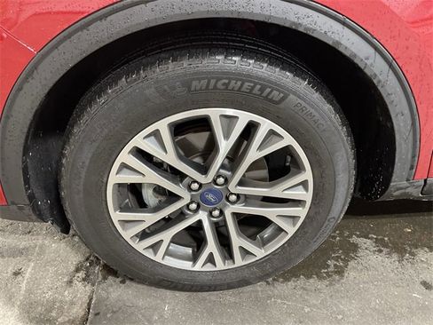 Used 2020 Ford Escape SEL image 22