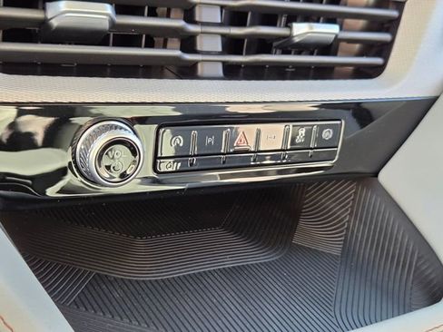 New 2026 Ford Explorer Active w/ Active Comfort Package image 57