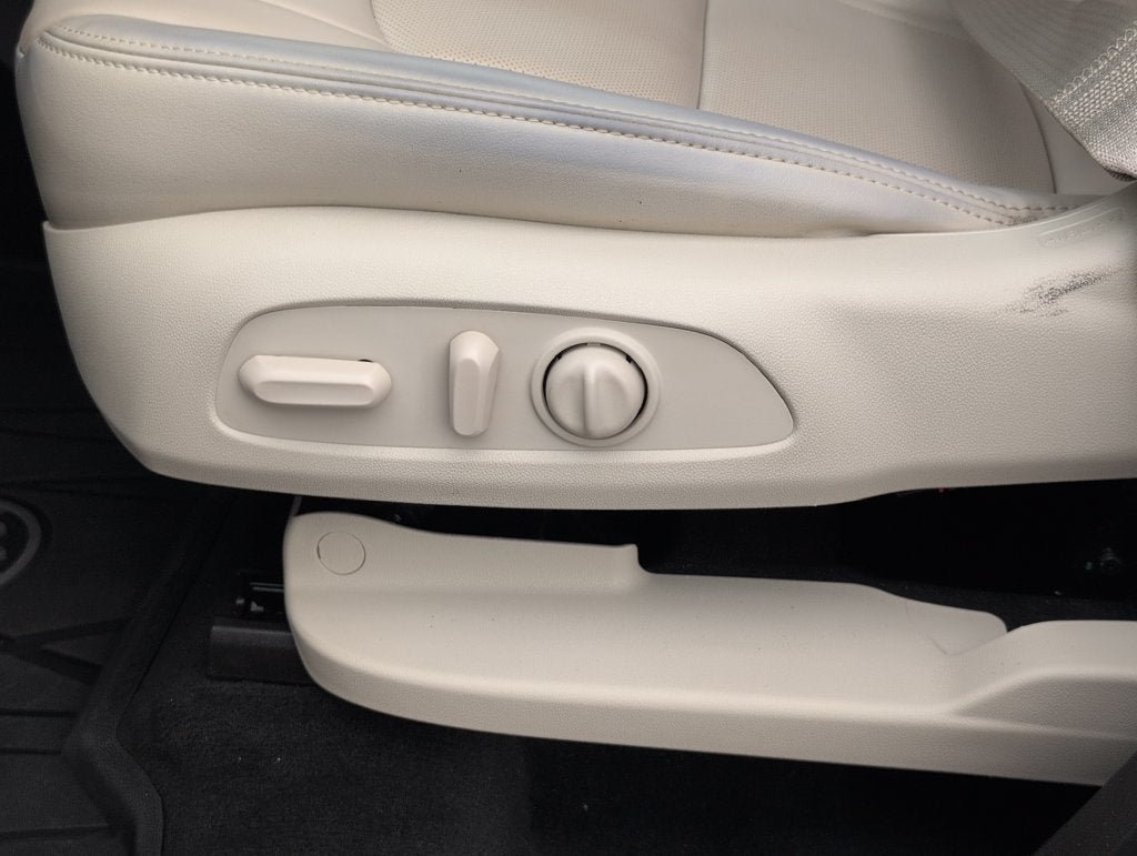 Used 2023 Buick Enclave Essence w/ LPO, Floor Liner Package FWD image 15