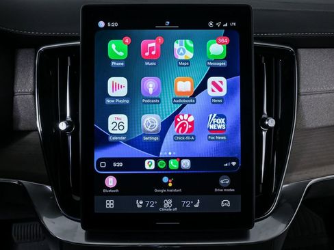 Certified 2026 Volvo XC90 T8 Ultra image 18