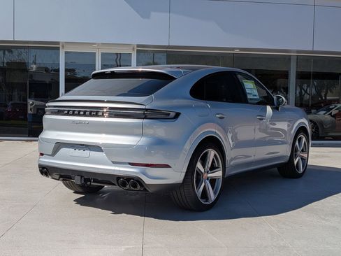 New 2026 Porsche Cayenne S image 9