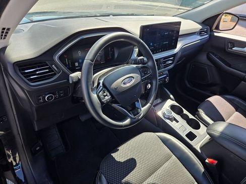 Used 2024 Ford Escape SE FWD image 8
