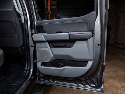 Used 2023 Ford F250 XLT w/ XLT Premium Package image 35