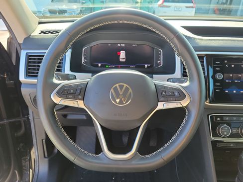 Used 2023 Volkswagen Atlas SE FWD image 17