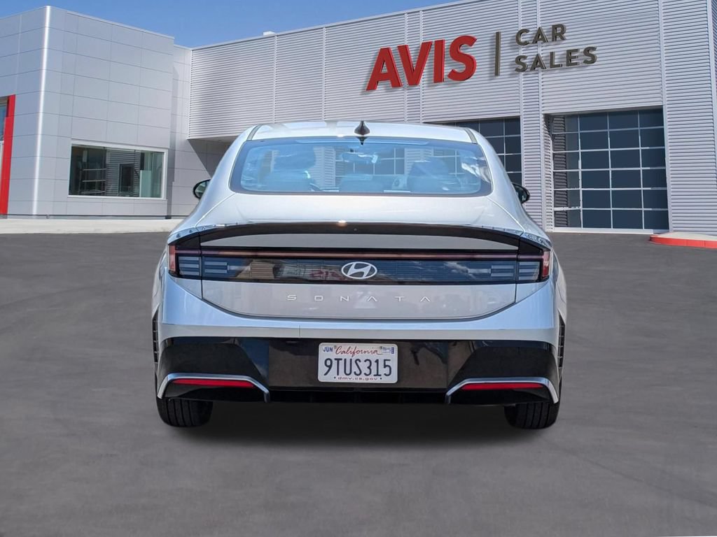 Used 2025 Hyundai Sonata SEL FWD image 7