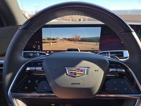 New 2026 Cadillac Escalade Luxury w/ Touring Package image 40