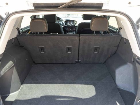 Used 2021 GMC Terrain SLE w/ Driver Convenience Package FWD image 9