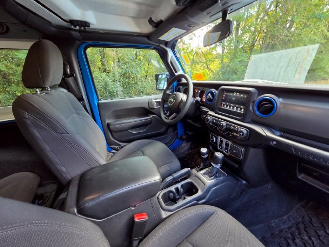 Used 2023 Jeep Wrangler Sport AWD/4WD image 23