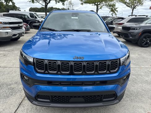 New 2026 Jeep Compass Latitude image 2