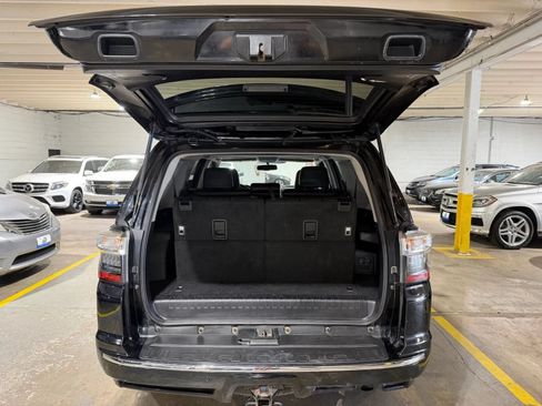 Used 2018 Toyota 4Runner Limited AWD/4WD image 7