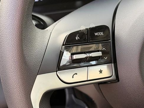 New 2026 Hyundai Elantra SE FWD image 20