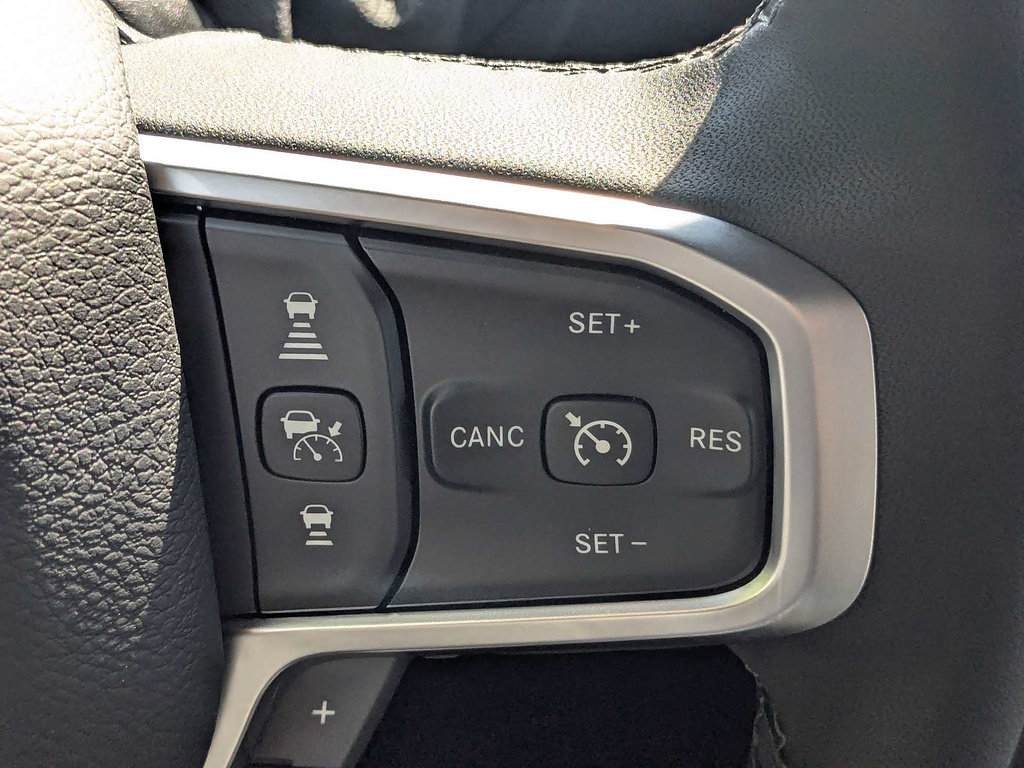 New 2026 RAM 3500 Big Horn AWD/4WD image 28