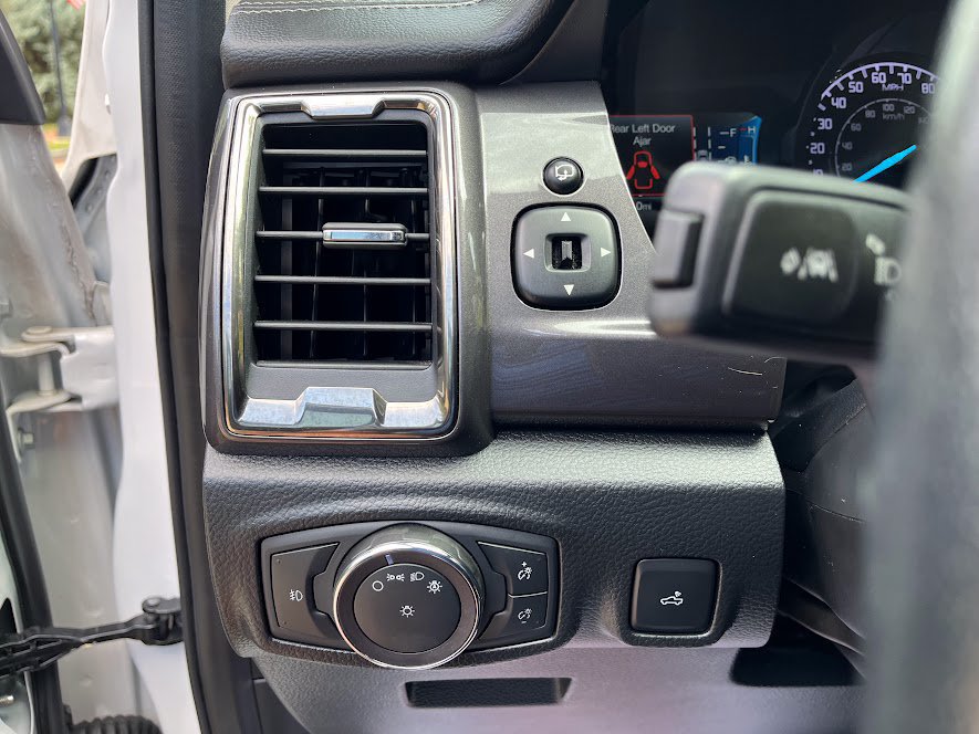 Used 2019 Ford Ranger Lariat w/ Trailer Tow Package AWD/4WD image 11