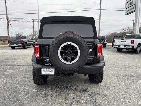 Used 2023 Ford Bronco Black Diamond w/ Sasquatch Package image 4