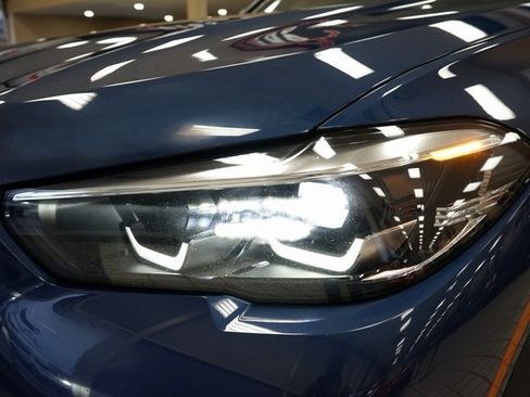 Used 2022 BMW X5 xDrive40i w/ Premium Package image 25