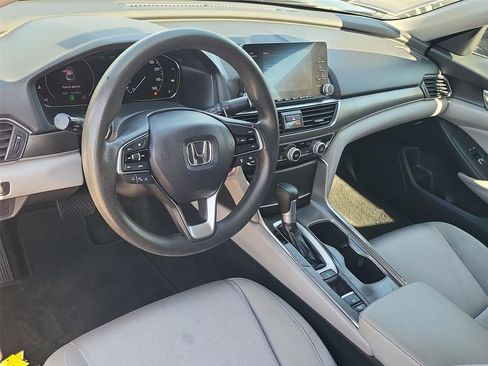 Used 2020 Honda Accord LX image 2