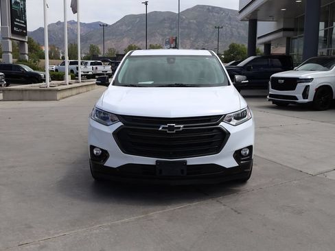 Used 2021 Chevrolet Traverse Premier w/ Redline Edition AWD/4WD image 9