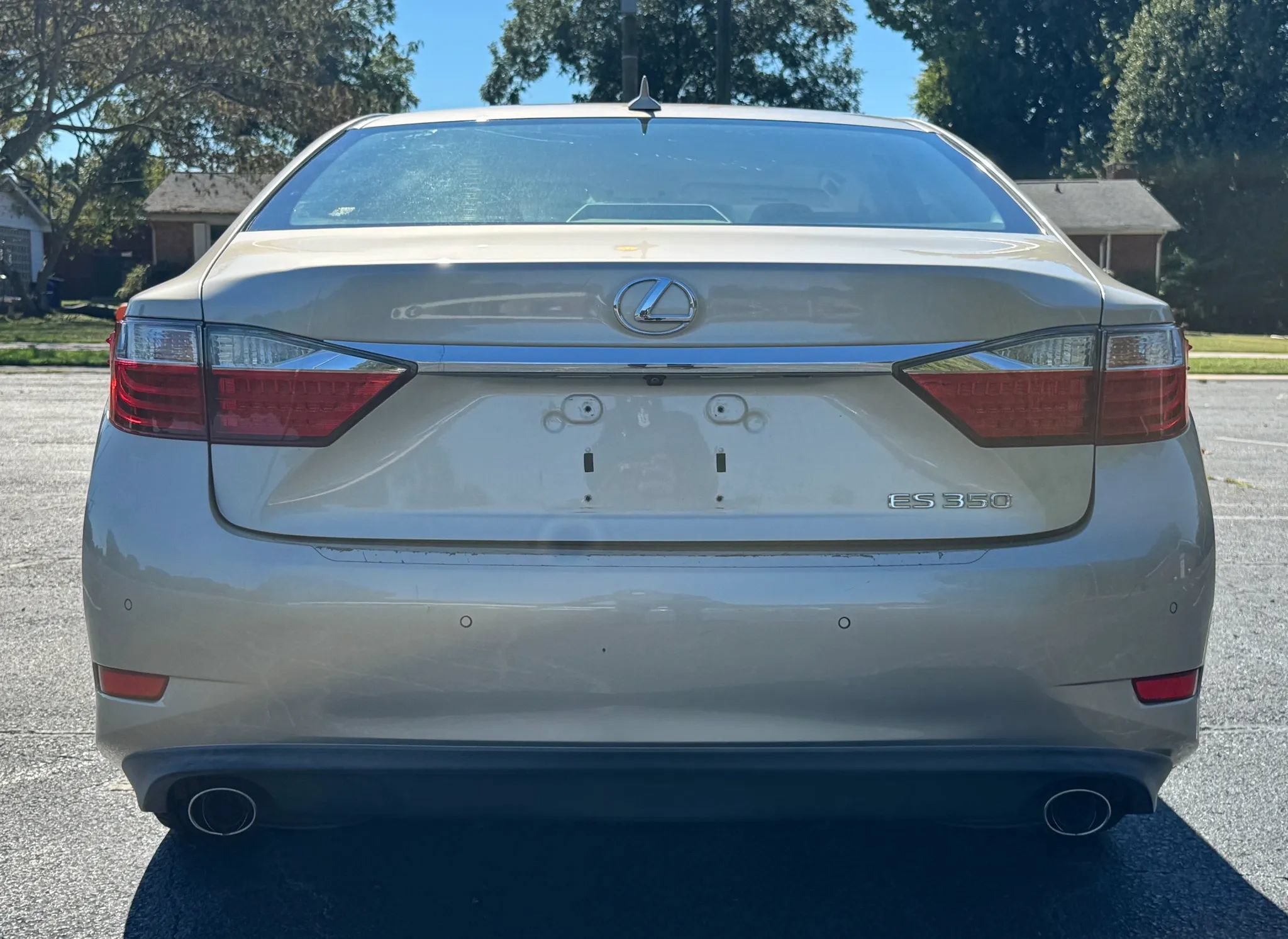 Used 2014 Lexus ES 350 w/ Luxury Package FWD image 6
